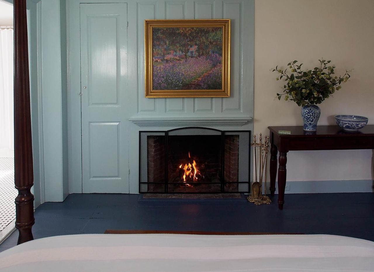 James Pharmacy Bed And Breakfast Old Saybrook Buitenkant foto